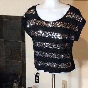 Almost Famous knit top with sequins